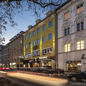 Basic 3*, Innsbruck Áustria