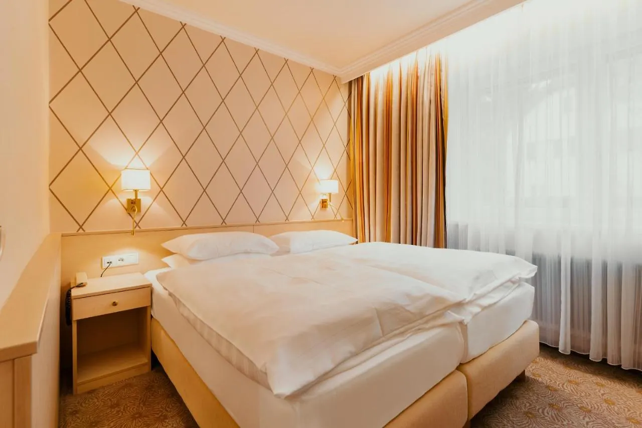 Hotel Scherer Salzburgo 4*,  Áustria